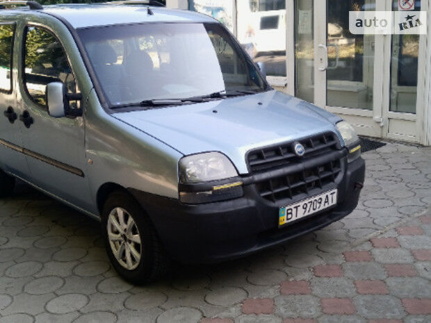 Фиат Добло пасс. 2004 года Fiat Doblo пасс. 2004 года