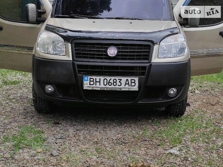 Fiat Doblo пасс. 2012 года
