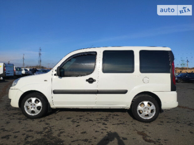 Fiat Doblo пасс. 2007 года