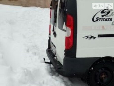 Фиат Добло пасс. 2006 года Fiat Doblo пасс. 2006 года
