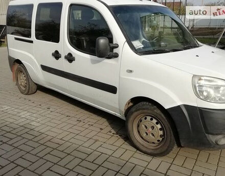 Fiat Doblo пасс. 2008 года