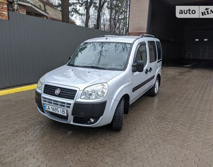 Fiat Doblo пасс. 2008 года