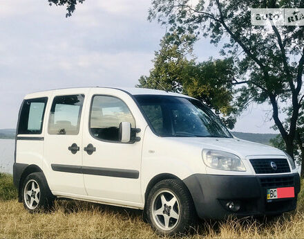 Fiat Doblo пасс. 2006 года