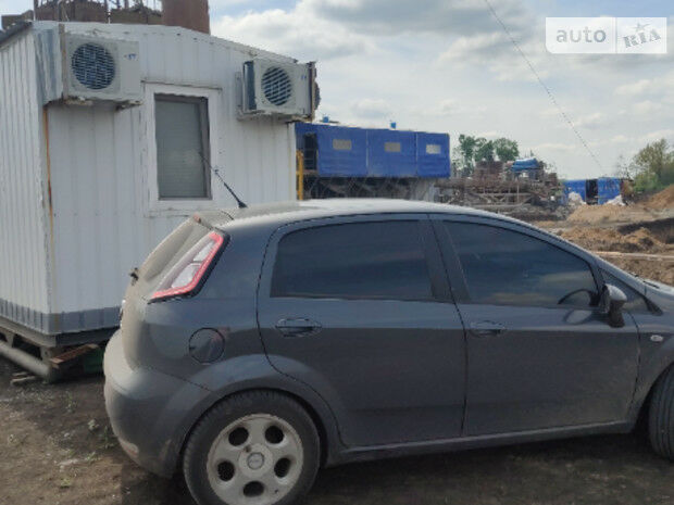 Fiat Grande Punto 2012 года