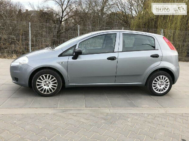 Fiat Grande Punto 2012 года