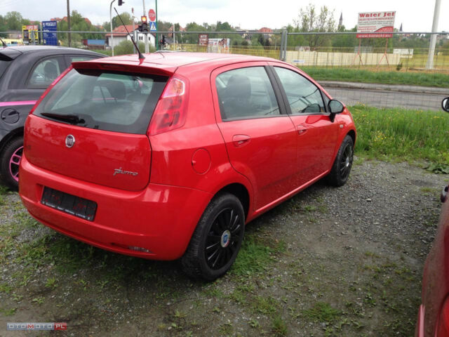 Fiat Grande Punto 2010 року