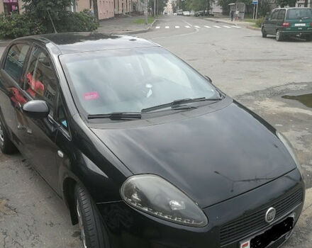 Fiat Grande Punto 2006 года - Фото 1 авто