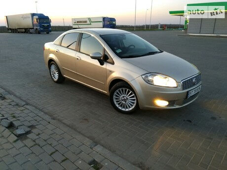 Фиат Линеа 2008 года Fiat Linea 2008 года