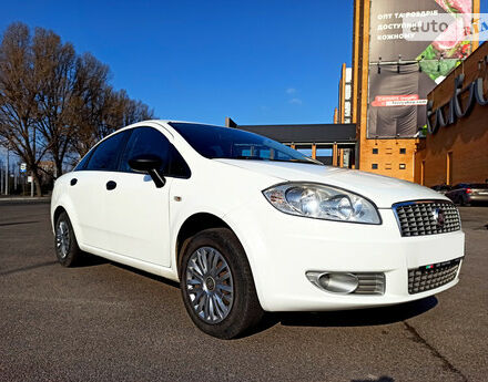 Fiat Linea 2012 року