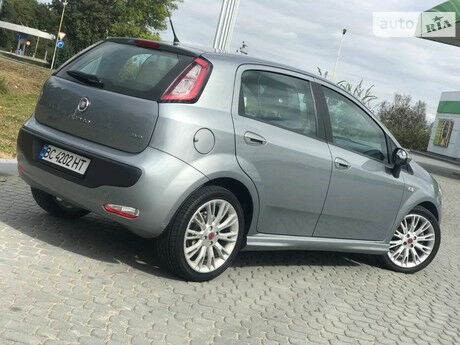 Фиат Пунто Эво 2010 року Fiat Punto Evo 2010 року