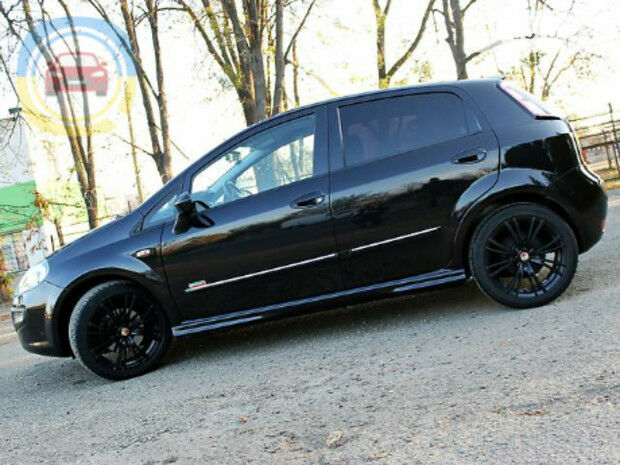 Fiat Punto 2010 року