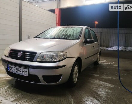 Fiat Punto 2003 года