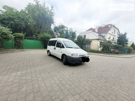 Fiat Scudo груз.-пасс. 2001 года