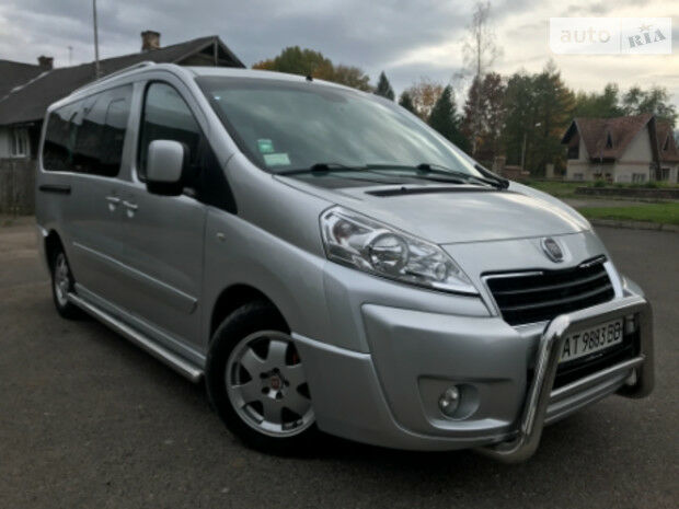 Fiat Scudo пасс. 2009 года