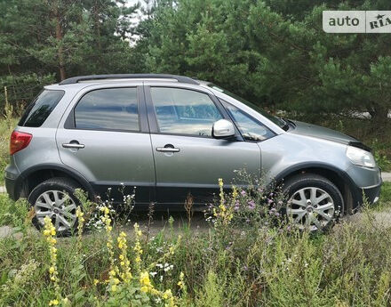 Фото на отзыв с оценкой 5 о Fiat Sedici 2012 году выпуска от автора "Валентин" с текстом: Користуюсь цим автомобілем на протязі 3 років. Зі свого досвіду, а це більше 30 років за кермом і...