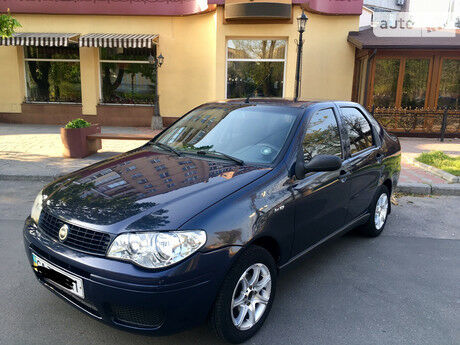 Фиат Сиена 2005 року Fiat Siena 2005 року