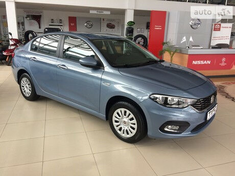 Фиат Типо 2017 года Fiat Tipo 2017 года