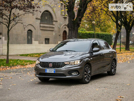 Фиат Типо 1990 года Fiat Tipo 1990 года