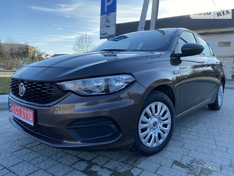 Fiat Tipo 2018 года