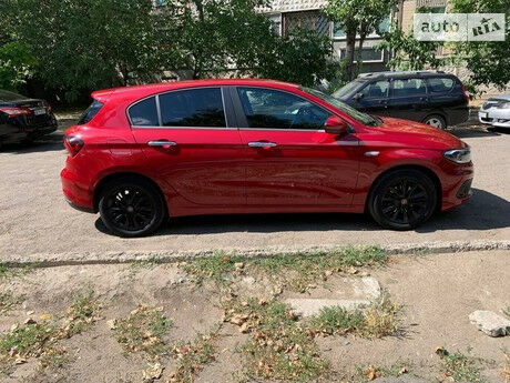 Fiat Tipo 2020 року