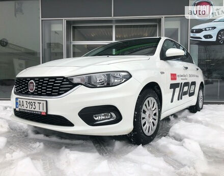 Fiat Tipo 2017 года