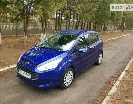 Фото на отзыв с оценкой 4.4 о Ford B-Max 2013 году выпуска от автора "Дмитрий" с текстом: Очень удобная посадка пассажиров. Экономичная, бодрая, как для такого движка. В целом очень прият...