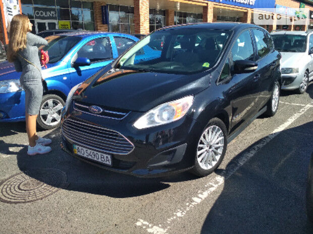 Ford C-Max 2013 року