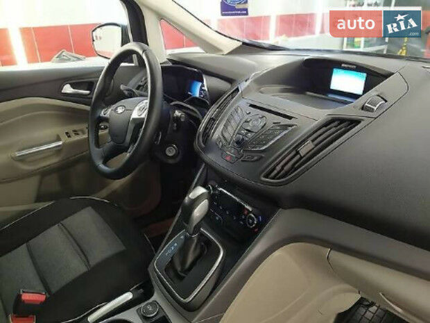 Ford C-Max 2015 року