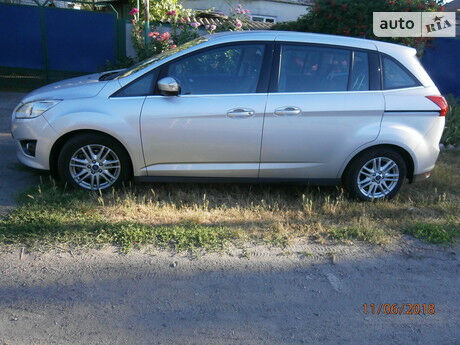 Форд Си-Макс 2013 року Ford C-Max 2013 року
