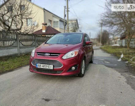 Фото на відгук з оцінкою 5   про авто Ford C-Max 2013 року випуску від автора “Олександр” з текстом: Авто дуже сподобалося. Повна комплектація,все зручно. Висока посадка водія порадувала та шкіряний...