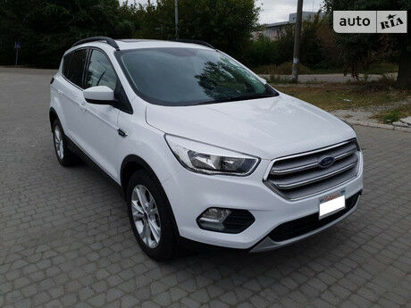 Форд Эскейп 2017 года Ford Escape 2017 года