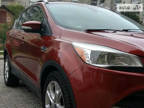 Ford Escape 2013 року