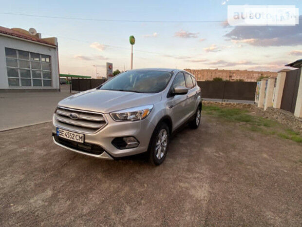 Ford Escape 2016 року