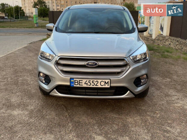 Ford Escape 2016 року