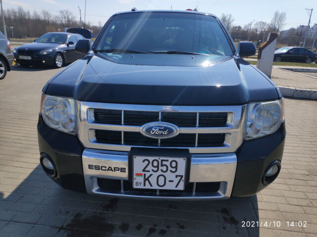 Ford Escape 2012 року