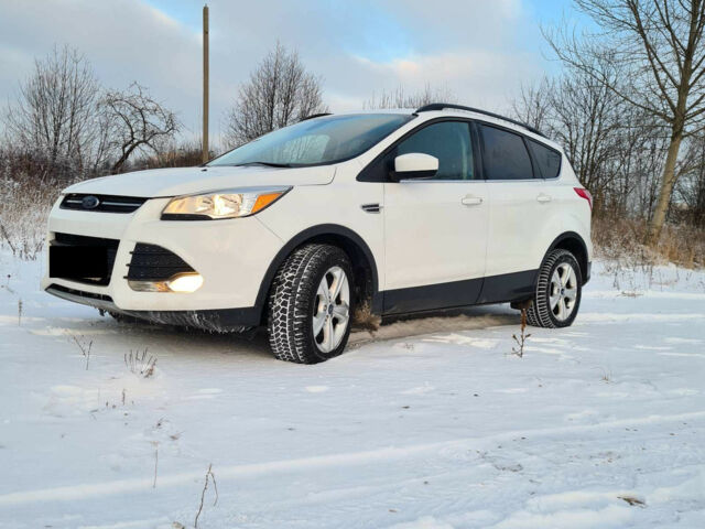 Ford Escape 2015 року