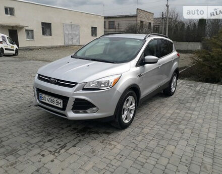 Ford Escape 2015 року