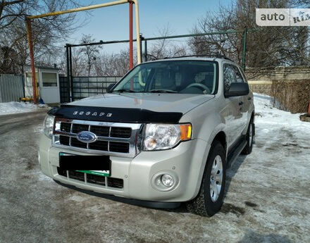 Ford Escape 2008 года