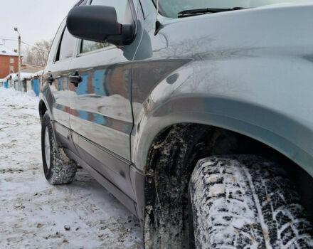 Ford Escape 2004 року - Фото 1 автомобіля