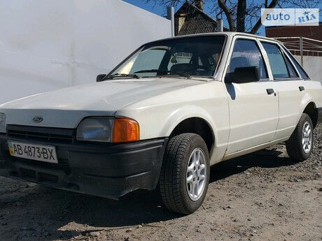 Форд Эскорт 1985 года Ford Escort 1985 года