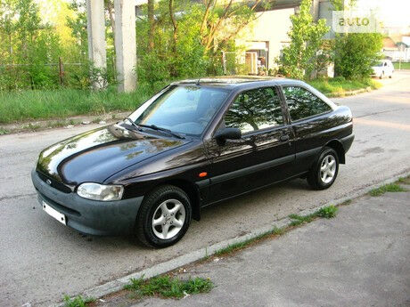 Ford Escort 1996 року