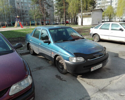 Ford Escort 1995 року - Фото 6 автомобіля