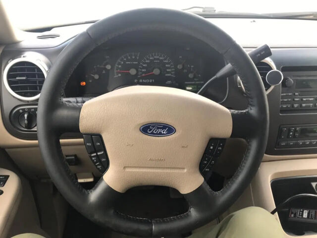 Ford Expedition 2004 года