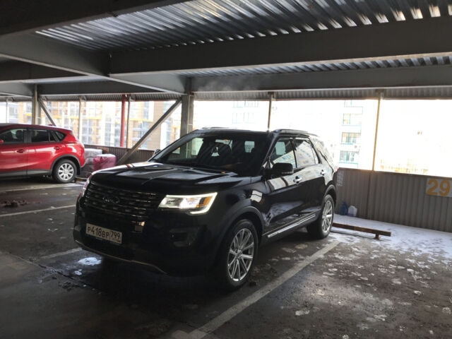 Ford Explorer 2017 года