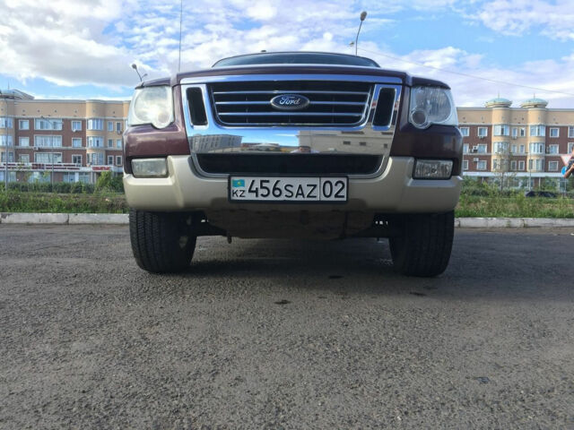 Ford Explorer 2006 года