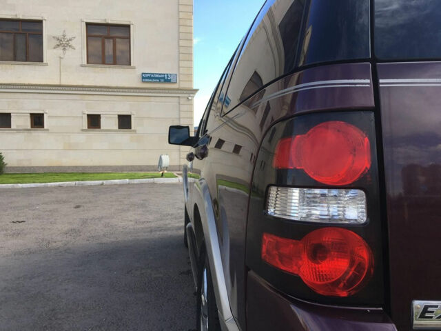 Ford Explorer 2006 года