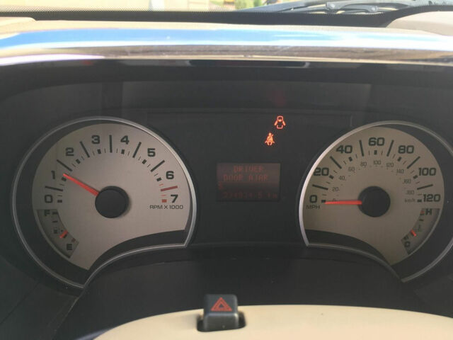 Ford Explorer 2006 года