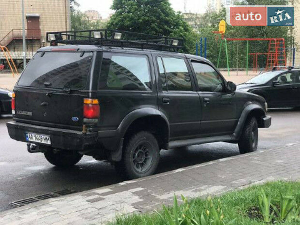 Ford Explorer 1996 року