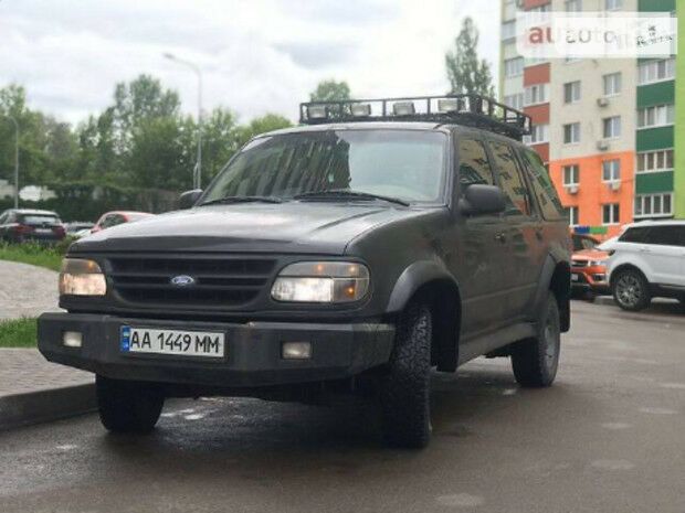 Ford Explorer 1996 года