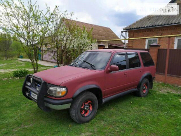 Ford Explorer 1997 года